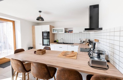 Antrenas House | Discover Gîte Le Crespin - Your Family-Friendly Retreat