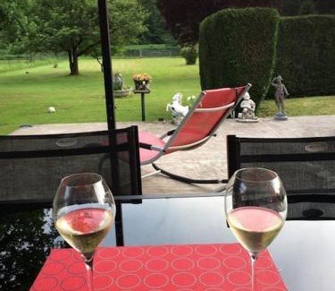 Thilay House | Family-Friendly Gîte Le Faucon with High Guest Ratings