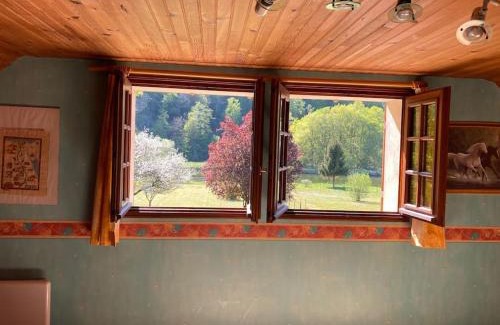Thilay House | Family-Friendly Gîte Le Faucon with High Guest Ratings
