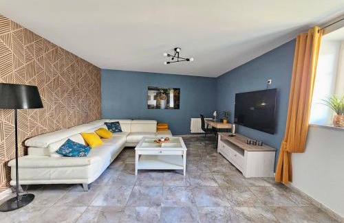 Custines Apartment | Pet-Friendly Gîte Le Jaguar: Guest Rated 8.3/10