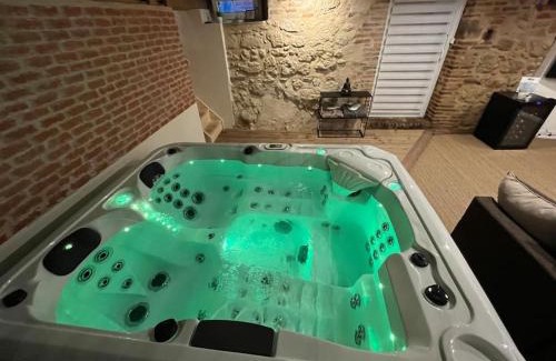Montpezat House | Gîte le jardin secret et Gîte au temps suspendu