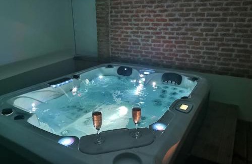 Montpezat House | Gîte le jardin secret et Gîte au temps suspendu
