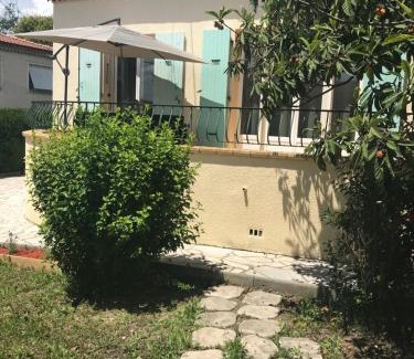 Volonne House | Enchanting Gîte Le Lavandin with Oceanfront View