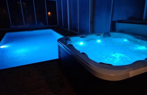 Bournezeau House | Experience Comfort at Gîte Le Lijaly with Private Pool