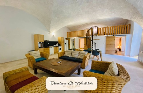 Rochessauve House | Scenic Gîte le Loft with Riverfront and Cascade Features