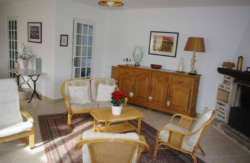 Pompignan House | Discover Gîte "le Mas du Parterre" with Ocean Views