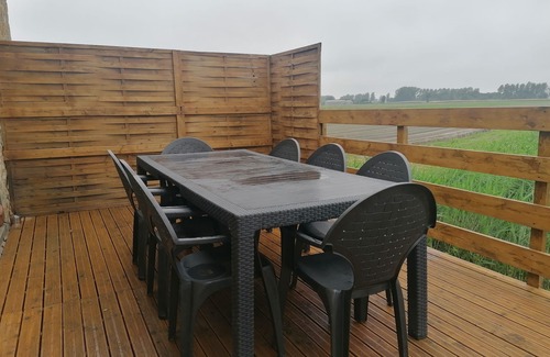 Roz-sur-Couesnon House | Discover Gîte le parc Michel: Perfect for Families & Pets