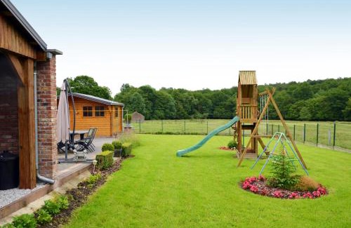 Rance-montbliart House | Idyllic Gîte Le Petit Coin de Paradis in Sautin