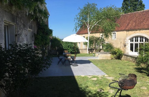 Leugny House | Family-Friendly Gîte le Petit Vauthion: 8/10 Guest Rated