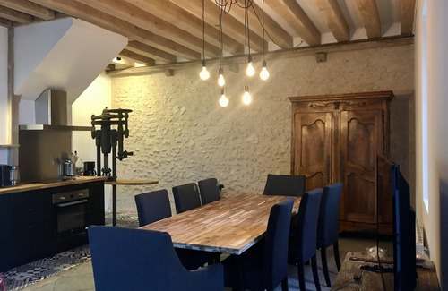 Huisseau-sur-Cosson Cottage | Relax at Gîte LE Pressoir: Pool, Spa & Family-Friendly