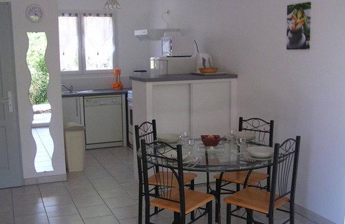 Saint Alban Auriolles House | Gîte Le Sorbier - A Pet-Friendly Retreat Near Vallon Pont d'Arc