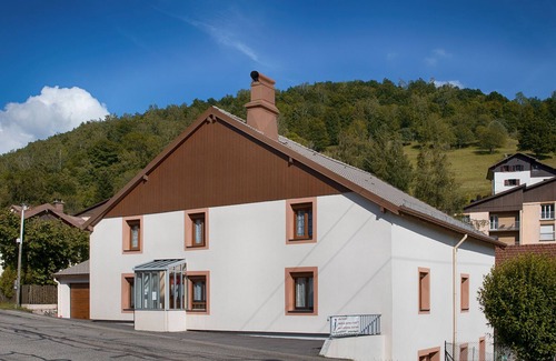 Bussang Apartment | Comfortable Gîte "le Sotré" Apartment with Spa & Pet-Friendly