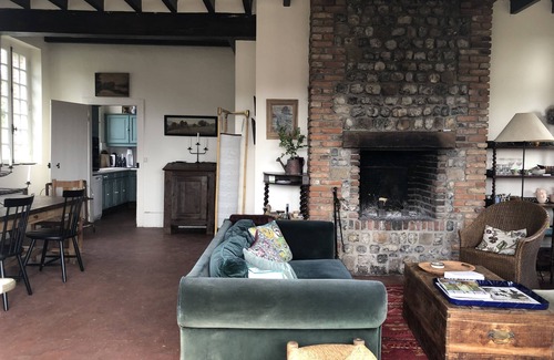 Ouville-la-Riviere House | Gîte « Le Talus »: Pet-Friendly Retreat with Ocean View