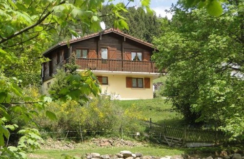 Le Tholy House | Discover Gîte Le Tholy: Family-Friendly Retreat Awaits