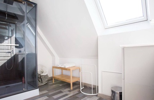 Castillonnes Cottage | Gîte LEGOTINE: Restored Farmhouse with Pool & Ocean Views