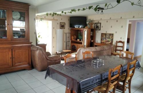 Conquereuil Apartment | Discover Gîte les blés dorés: 9/10 Guest Rated Retreat