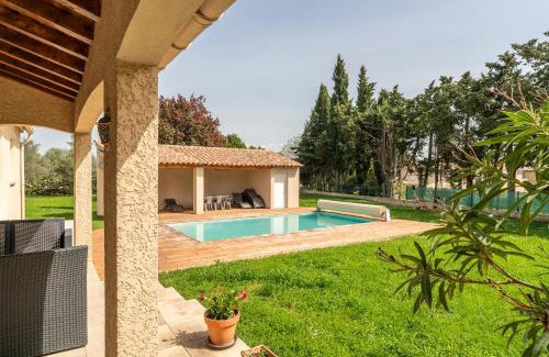 Saint-Laurent-La-Vernede House | Relax at Gîte les Oliviers with Pool & Family-Friendly Vibes