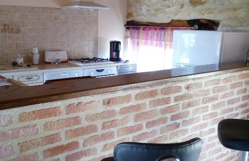 Eyzerac Apartment | Relax at Gîte les Grésilles with Pool & Family-Friendly Amenities