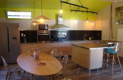 Campagnac-les-Quercy House | Gîte Les Grangettes: Poolside Retreat with Scenic Views