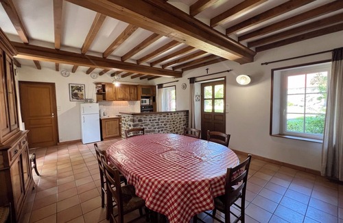Geffosses House | Gîte Les Pommiers Proche de la mer