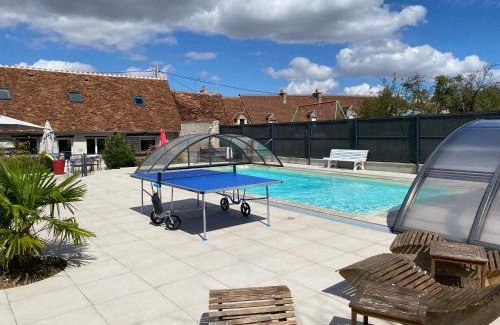Maslives House | Oceanfront Retreat for 14 Guests with Pool & Pet Friendly