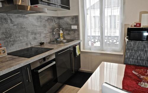 Chatillon-Coligny Apartment | Three-Star Gîte: Pet-Friendly Getaway with Top Ratings