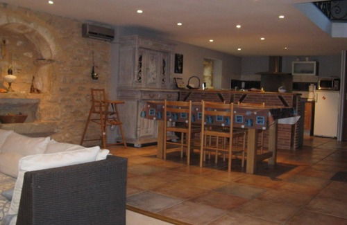 Durbans Cottage | Idyllic Gîte LOT: Family-Friendly Retreat Near Rocamadour