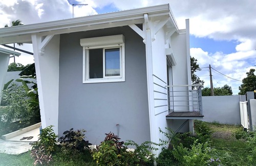 Saint-Louis House | Discover Gîte Man Hik: Family-Friendly Retreat with Pool