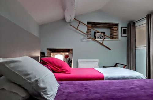 Bourran House | Pet-Friendly Gîte Mara des Bois with Oceanfront Pool