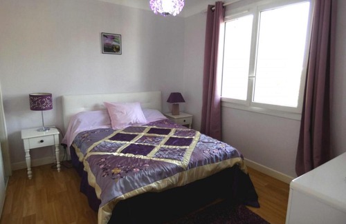 Meilhan House | Family-Friendly Retreat at Gîte Meilhan, Perfect for 6
