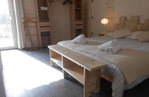 Meusnes House | Comforting Gîte Meusnes for 4 - Perfect for Families!