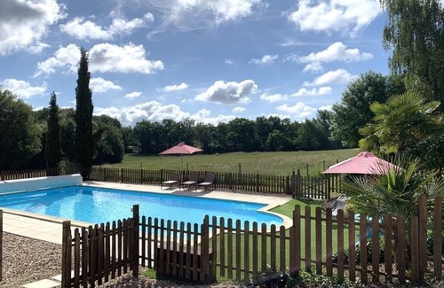 Coutras House | Elegant Girondine Retreat with Pool and Billiards