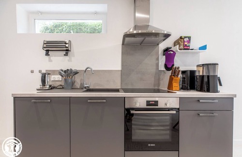 Aydat House | Cosy Gîte Near Lake Daydat with Family-Friendly Amenities