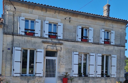 Braud-et-Saint-Louis House | Gîte Padura: Family and Pet-Friendly Retreat in Braud et Saint Louis