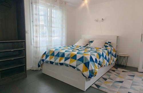 Amfreville Apartment | Family-Friendly Gîte PEGASUS - Just 5 Minutes to the Beach