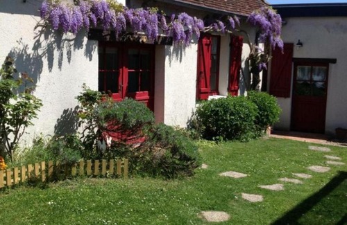 Pouille House | Cozy Gîte Pouillé: Perfect for Family Getaways