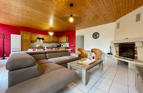 Saint-Julien-Molhesabate House | Nature Retreat with Private Garden and Family-Friendly Amenities