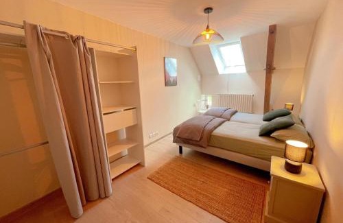 Courcay House | Welcoming Gîte Near Loire Castles with Game Room & Garden