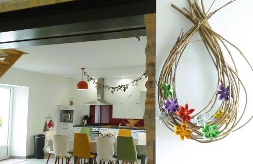 Le Bernard House | Idyllic Gîte Near Beaches with Garden, Wifi & Electric Parking