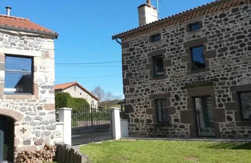 La Fagette House | Peaceful Gîte for Hiking and Stargazing Near Puy-en-Velay