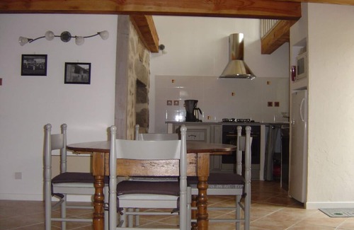 Augignac House | Relaxing Retreat at Gîte rural La Fournière with Pool