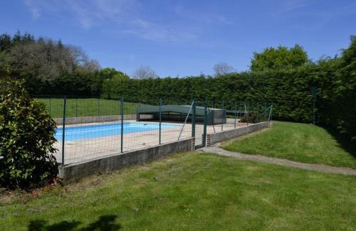 Cressanges House | Inviting Gîte with Pool & Child-Friendly Amenities Near St Pourçain