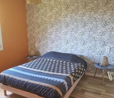 Saint-Romain-sous-Gourdon House | Cozy Gîte Saint Romain: Child-Friendly Retreat Rated 9/10