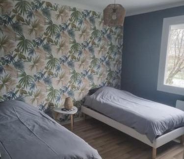 Saint-Romain-sous-Gourdon House | Cozy Gîte Saint Romain: Child-Friendly Retreat Rated 9/10
