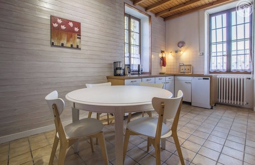 Saint-Sulpice House | Charming Hotel with Character & Lake View Amenities