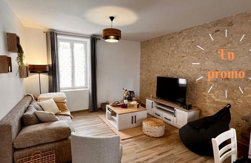 Saint-Valentin House | Cozy Gîte Saint-Valentin for Family Getaways