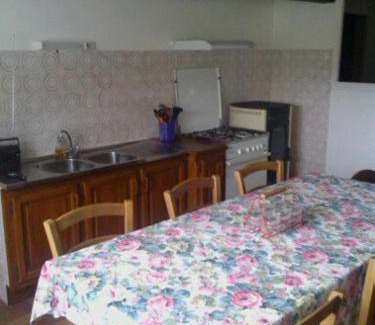 Rosureux Apartment | Enjoy Oceanfront Comfort at Gîte Sainte Foy - Top Rated!