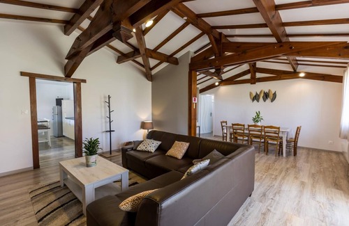 Toulouzette House | Family-Friendly Gîte Salis - Enjoy a Cozy Stay in Toulouzette