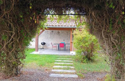 Barbaste House | Gîte Seringa - Maison en pleine campagne - 5 minutes centre équestre