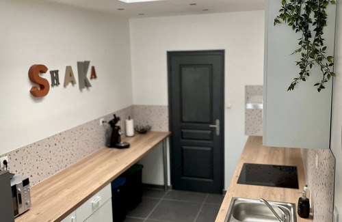Petit-Fort-Philippe House | Discover Gîte Shaka: Family-Friendly Retreat with Kitchen